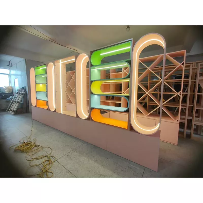 木製ディスプレイラック